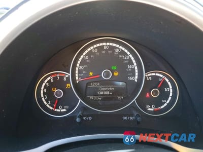 Zdjęcie 9 z 13 samochodu: 2014 VOLKSWAGEN BEETLE VIN:3VWJ07AT5EM659862 - miniatura