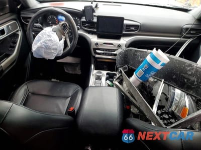 Zdjęcie 8 z 11 samochodu: 2022 FORD EXPLORER XLT VIN:1FMSK8DH8NGA22906 - miniatura