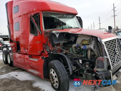 Zdjęcie 9 z 10 samochodu: 2019 VOLVO VNL SEMI TRUCK VIN:4V4NC9EH5KN904226 - miniatura