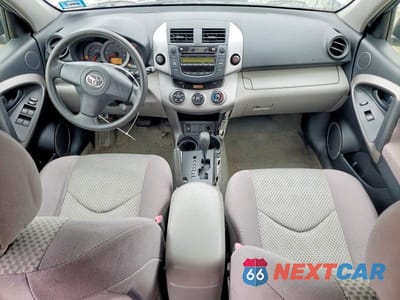 Zdjęcie 8 z 13 samochodu: 2007 TOYOTA RAV4 VIN:JTMBK33V876011024 - miniatura