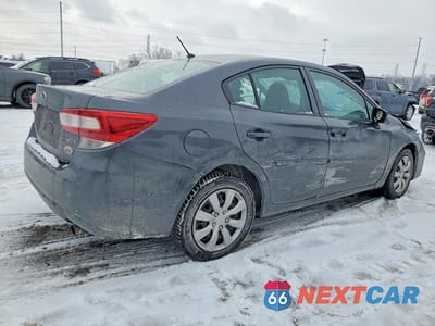 Trzecie zdjęcie samochodu z tyłu: 2018 SUBARU IMPREZA VIN:4S3GKAA63J3600030 - miniatura