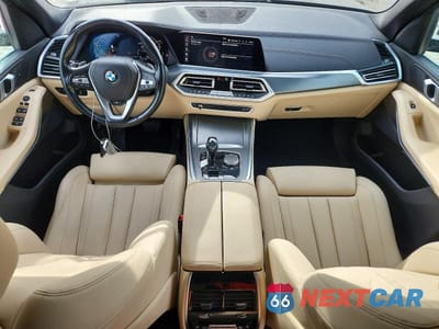 Zdjęcie 8 z 12 samochodu: 2019 BMW X5 XDRIVE40I VIN:5UXCR6C59KLL38655 - miniatura