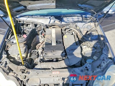 Zdjęcie 11 z 12 samochodu: 2005 MERCEDES-BENZ C 230K SPORT SEDAN VIN:WDBRF40J35F609124 - miniatura