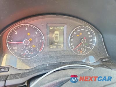 Zdjęcie 9 z 12 samochodu: 2010 VOLKSWAGEN JETTA TDI VIN:3VWRL7AJ4AM149568 - miniatura