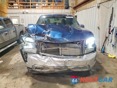 Piąte zdjęcie samochodu w środku: 2019 CHEVROLET SILVERADO C1500 LT VIN:3GCPWCED4KG199174 - miniatura