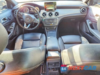 Zdjęcie 8 z 12 samochodu: 2016 MERCEDES-BENZ GLA 250 VIN:WDCTG4EB8GJ199162 - miniatura