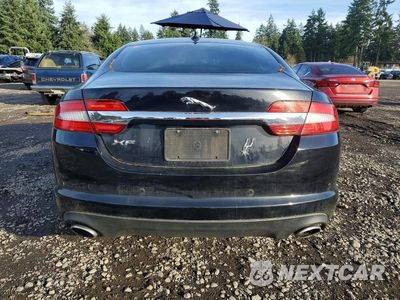 Zdjęcie 6 z 12 samochodu: 2013 JAGUAR XF VIN:SAJWA0ES7DPU00685 - miniatura