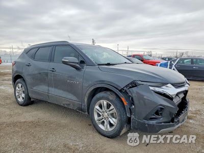 Czwarte zdjęcie samochodu z boku: 2019 CHEVROLET BLAZER 3LT VIN:3GNKBHRS0KS482399 - miniatura