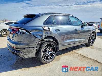 Trzecie zdjęcie samochodu z tyłu: 2019 AUDI Q8 PREMIUM PLUS S-LINE VIN:WA1EVAF16KD028615 - miniatura