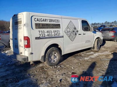 Trzecie zdjęcie samochodu z tyłu: 2021 NISSAN NV 2500 UTILITY / SERVICE VAN VIN:1N6BF0KY8MN801064 - miniatura
