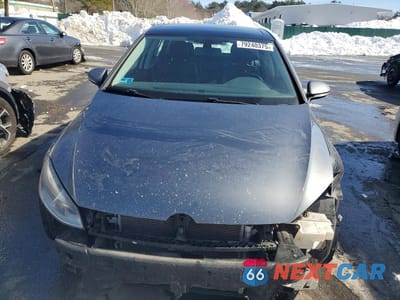 Piąte zdjęcie samochodu w środku: 2017 VOLKSWAGEN GOLF S VIN:3VW217AU8HM068018 - miniatura