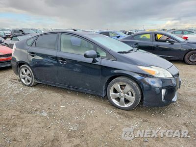 Czwarte zdjęcie samochodu z boku: 2015 TOYOTA PRIUS VIN:JTDKN3DUXF0450949 - miniatura