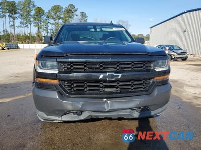 Piąte zdjęcie samochodu w środku: 2017 CHEVROLET SILVERADO K1500 VIN:1GCVKNEC9HZ363453 - miniatura