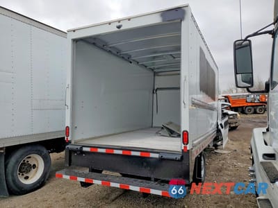Trzecie zdjęcie samochodu z tyłu: 2025 GMC SAVANA BOX TRUCK VIN:7GZ07SF77SN006978 - miniatura
