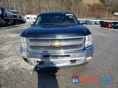 Piąte zdjęcie samochodu w środku: 2013 CHEVROLET SILVERADO K1500 LT VIN:1GCRKSE70DZ224602 - miniatura