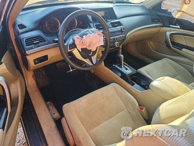 Zdjęcie 8 z 13 samochodu: 2009 HONDA ACCORD EX VIN:1HGCS12729A012957 - miniatura
