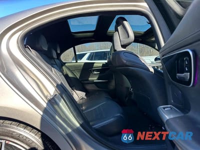 Zdjęcie 6 z 10 samochodu: 2023 MERCEDES-BENZ C 300 VIN:W1KAF4GB3PR116256 - miniatura