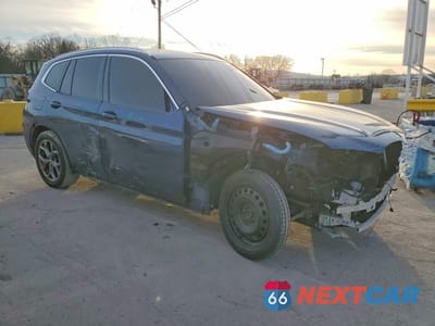 Czwarte zdjęcie samochodu z boku: 2021 BMW X3 SDRIVE30I VIN:5UXTY3C09M9D84446 - miniatura