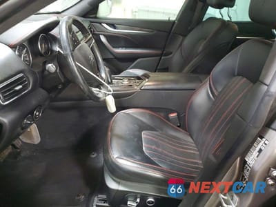 Zdjęcie 7 z 11 samochodu: 2022 MASERATI LEVANTE BASE VIN:ZN661XUA1NX383530 - miniatura