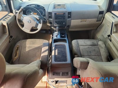 Zdjęcie 8 z 12 samochodu: 2012 NISSAN TITAN SV VIN:1N6BA0EDXCN324675 - miniatura