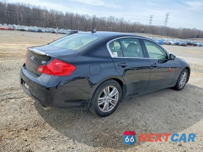 Trzecie zdjęcie samochodu z tyłu: 2015 INFINITI Q40 BASE VIN:JN1CV6AP0FM580450 - miniatura