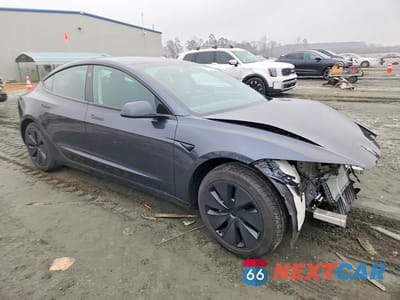 Czwarte zdjęcie samochodu z boku: 2024 TESLA MODEL 3 VIN:5YJ3E1EA7RF849613 - miniatura