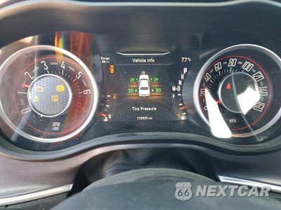 Zdjęcie 9 z 11 samochodu: 2015 DODGE CHALLENGER SXT VIN:2C3CDZAG5FH707802 - miniatura