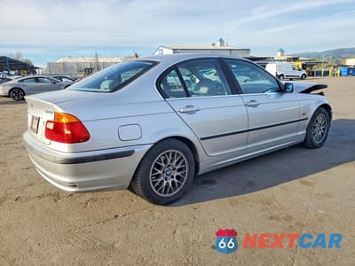 Trzecie zdjęcie samochodu z tyłu: 2000 BMW 328 I VIN:WBAAM534XYJR61728 - miniatura