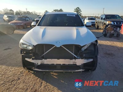 Piąte zdjęcie samochodu w środku: 2019 BMW X3 SDRIVE30I VIN:5UXTR7C50KLF33424 - miniatura