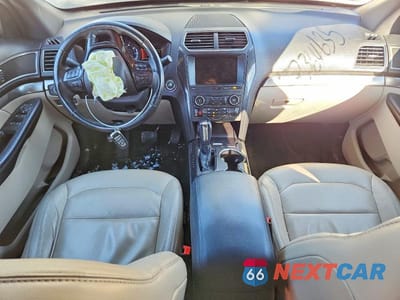 Zdjęcie 8 z 13 samochodu: 2018 FORD EXPLORER XLT VIN:1FM5K8D85JGB60281 - miniatura