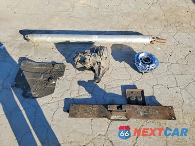 Zdjęcie 12 z 12 samochodu: 2010 GMC SIERRA K2500HD SLT 4WD 6.6L V8 TDSL VIN:1GT4K1B6XAF111219 - miniatura