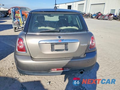 Zdjęcie 6 z 12 samochodu: 2012 MINI COOPER VIN:WMWSU3C56CT262093 - miniatura