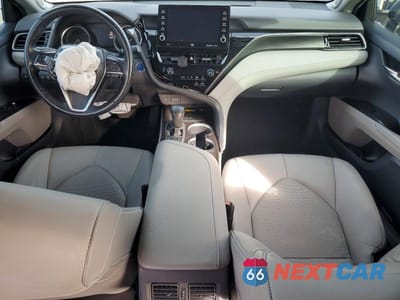 Zdjęcie 8 z 11 samochodu: 2022 TOYOTA CAMRY HYBRID XLE VIN:4T1F31AK8NU583906 - miniatura