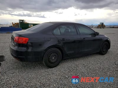 Trzecie zdjęcie samochodu z tyłu: 2012 VOLKSWAGEN JETTA SE VIN:3VWDX7AJ8CM070650 - miniatura