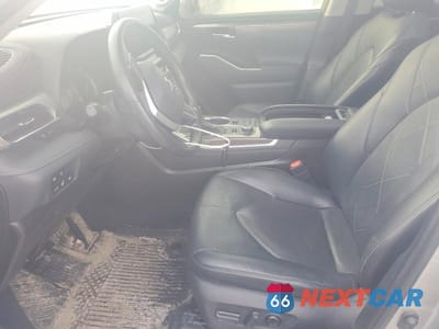Zdjęcie 7 z 13 samochodu: 2022 TOYOTA HIGHLANDER PLATINUM VIN:5TDFZRBH9NS181949 - miniatura