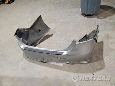 Zdjęcie 12 z 13 samochodu: 2019 TOYOTA CAMRY L VIN:4T1B11HK7KU715690 - miniatura