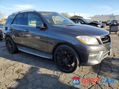 Czwarte zdjęcie samochodu z boku: 2014 MERCEDES-BENZ ML 350 VIN:4JGDA5JB7EA310929 - miniatura