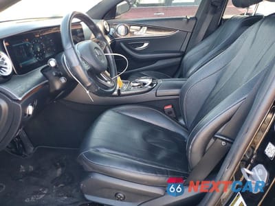 Zdjęcie 7 z 12 samochodu: 2018 MERCEDES-BENZ E 300 4MATIC VIN:WDDZF4KB5JA396777 - miniatura