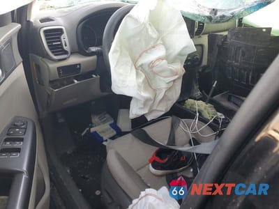 Zdjęcie 8 z 13 samochodu: 2017 KIA SPORTAGE LX VIN:KNDPM3AC9H7042814 - miniatura