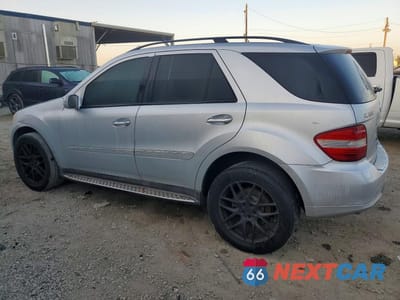 Drugie zdjęcie samochodu z przodu: 2008 MERCEDES-BENZ ML 550 VIN:4JGBB72E88A367332 - miniatura