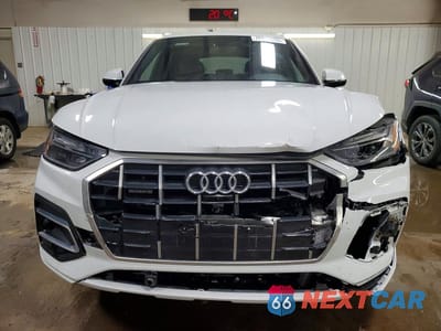 Piąte zdjęcie samochodu w środku: 2025 AUDI Q5 PREMIUM PLUS 40 VIN:WA1BBAFY2S2035422 - miniatura
