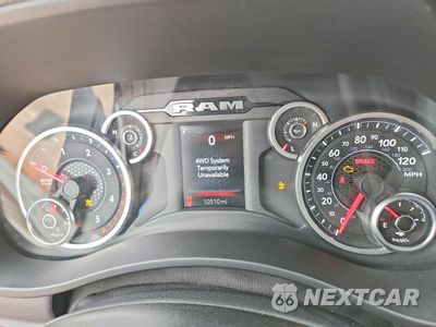 Zdjęcie 9 z 13 samochodu: 2025 RAM 2500 BIG HORN VIN:3C63R5DL4SG576460 - miniatura