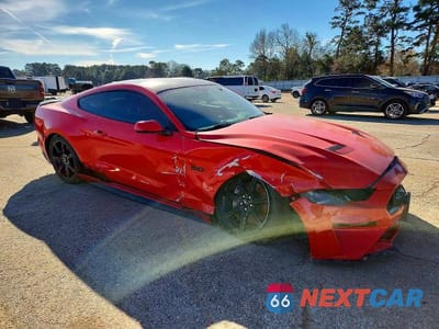 Czwarte zdjęcie samochodu z boku: 2018 FORD MUSTANG GT VIN:1FA6P8CF4J5172076 - miniatura