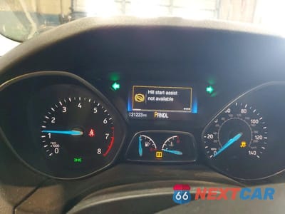 Zdjęcie 9 z 12 samochodu: 2015 FORD FOCUS SE VIN:1FADP3F26FL333890 - miniatura