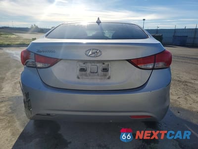 Zdjęcie 6 z 12 samochodu: 2011 HYUNDAI ELANTRA GLS VIN:5NPDH4AE4BH047436 - miniatura