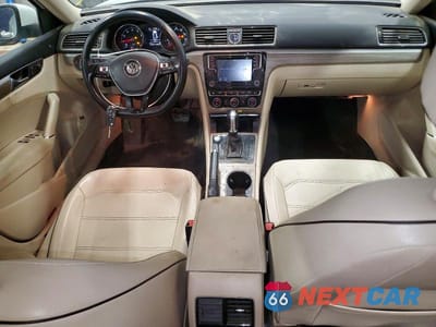 Zdjęcie 8 z 13 samochodu: 2016 VOLKSWAGEN PASSAT SE VIN:1VWBT7A3XGC043249 - miniatura