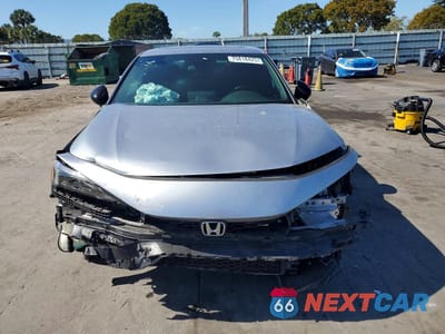 Piąte zdjęcie samochodu w środku: 2025 HONDA CIVIC SPORT VIN:2HGFE4F82SH343232 - miniatura