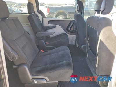 Zdjęcie 11 z 14 samochodu: 2016 DODGE GRAND CARAVAN SE VIN:2C4RDGBG3GR368185 - miniatura