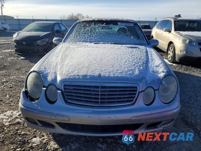 Piąte zdjęcie samochodu w środku: 2004 MERCEDES-BENZ E 320 VIN:WDBUF65J14A393705 - miniatura