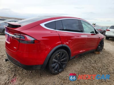 Trzecie zdjęcie samochodu z tyłu: 2018 TESLA MODEL X VIN:5YJXCBE2XJF113002 - miniatura